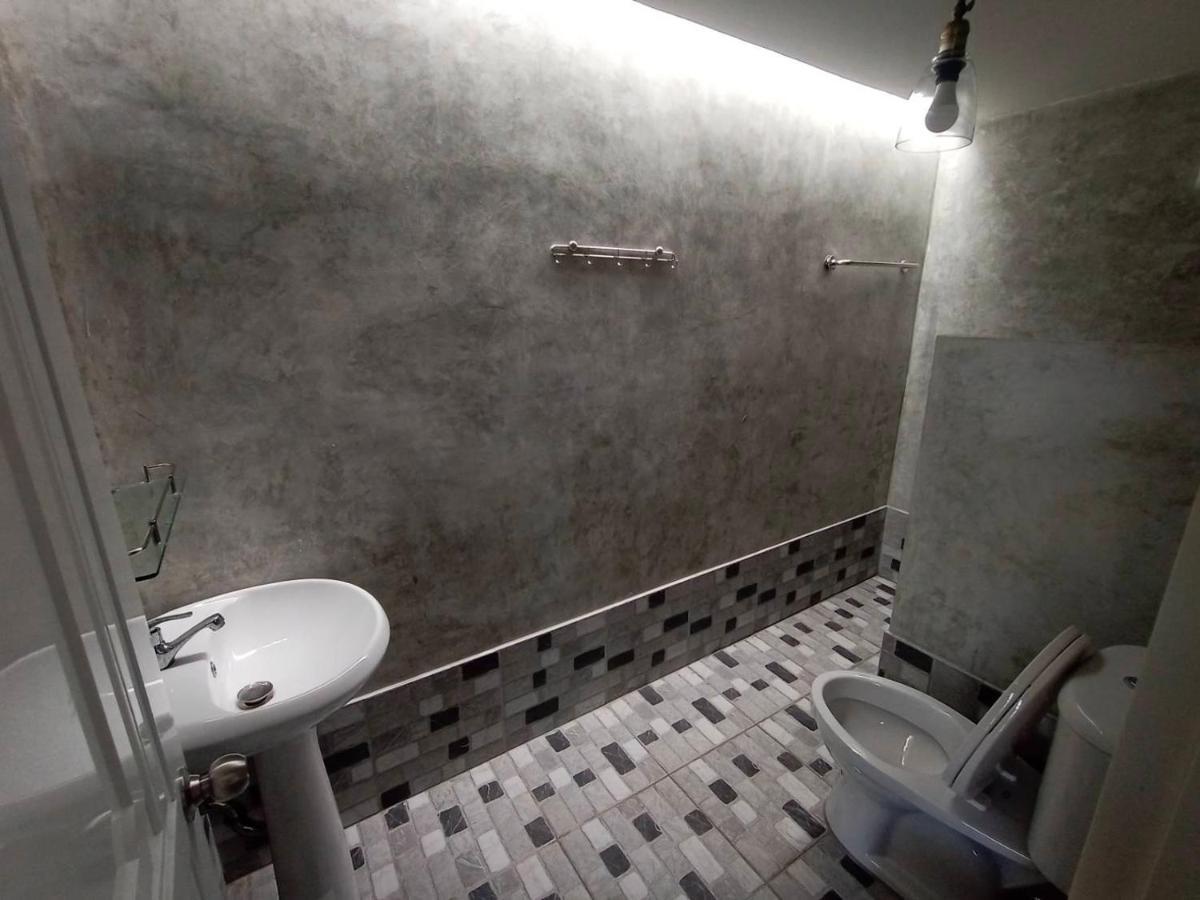 Baan Rabiangdao Uthaithani Утай Тани Екстериор снимка